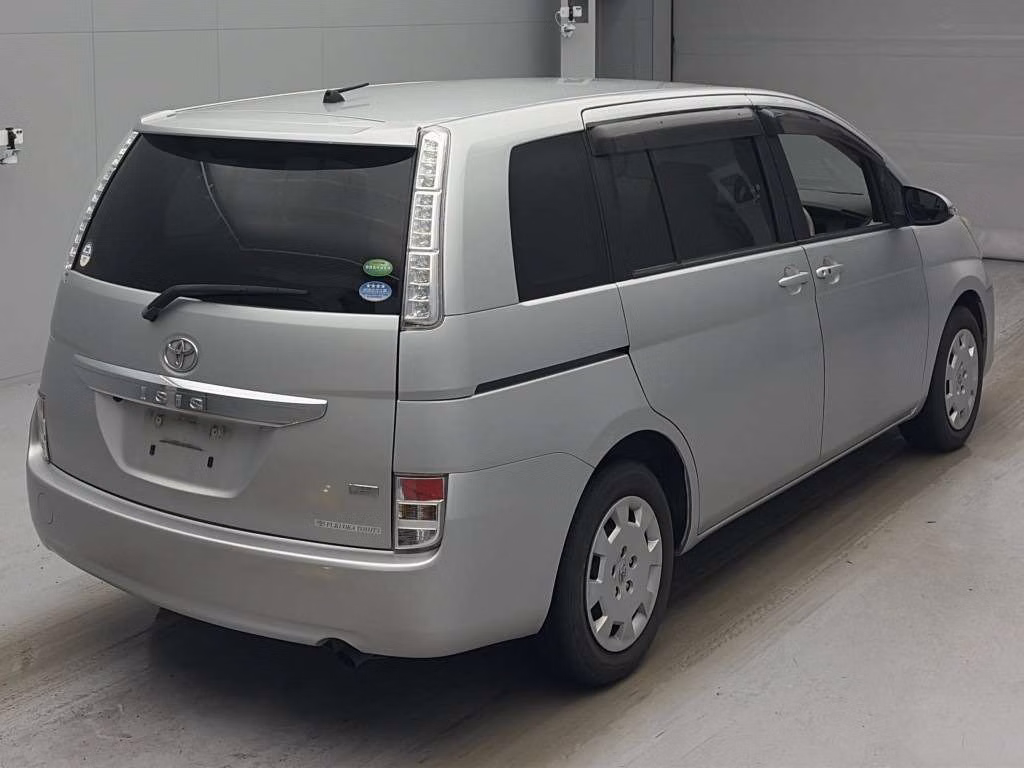 TOYOTA ISIS
