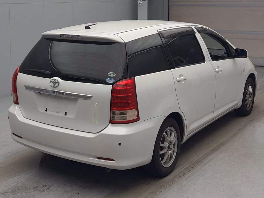 TOYOTA WISH