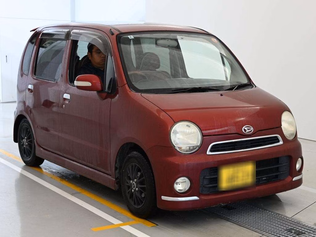 DAIHATSU MOVE LATTE