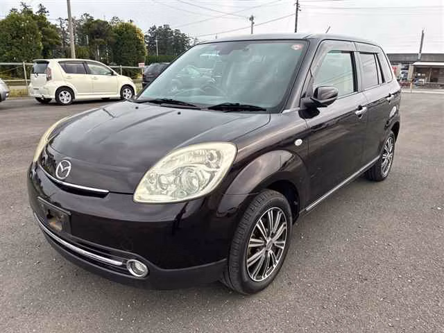 MAZDA VERISA