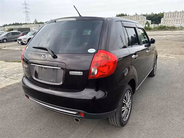MAZDA VERISA