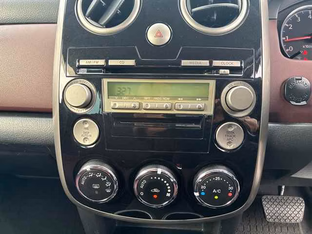MAZDA VERISA