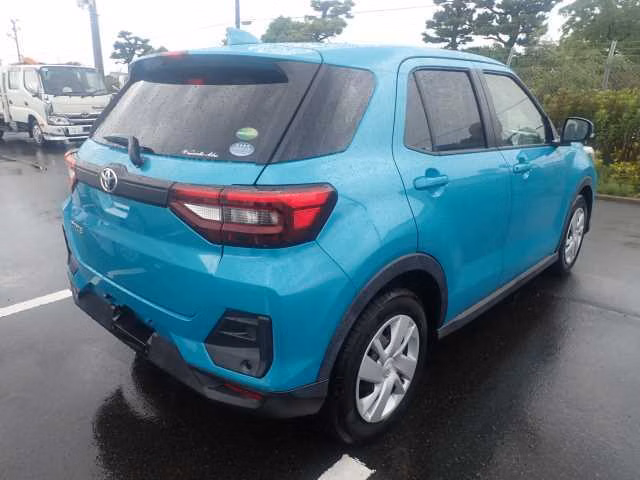 TOYOTA RAIZE