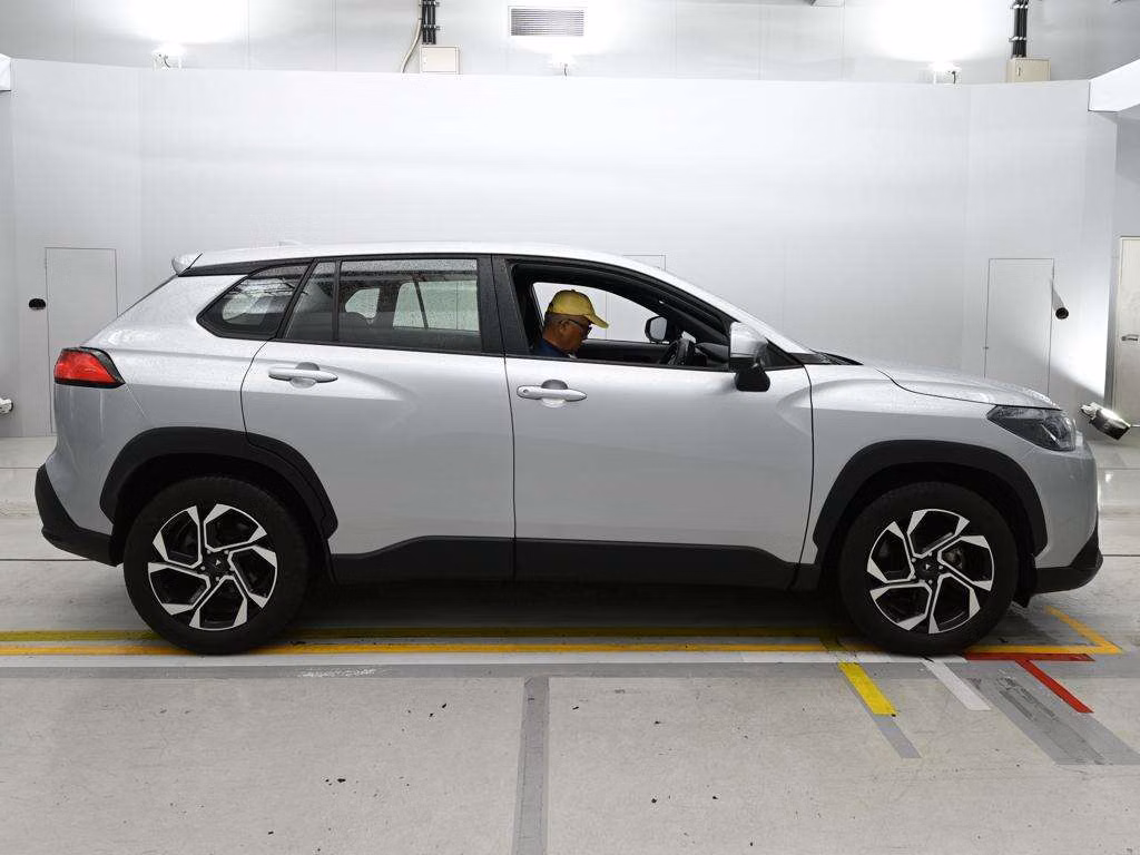 TOYOTA COROLLA CROSS