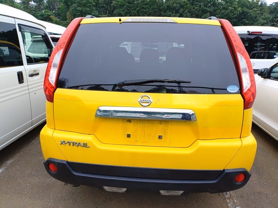 NISSAN X-TRAIL