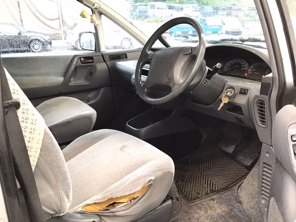TOYOTA ESTIMA