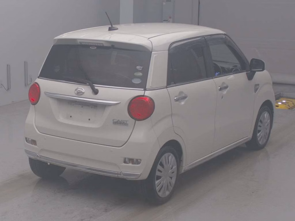DAIHATSU CAST