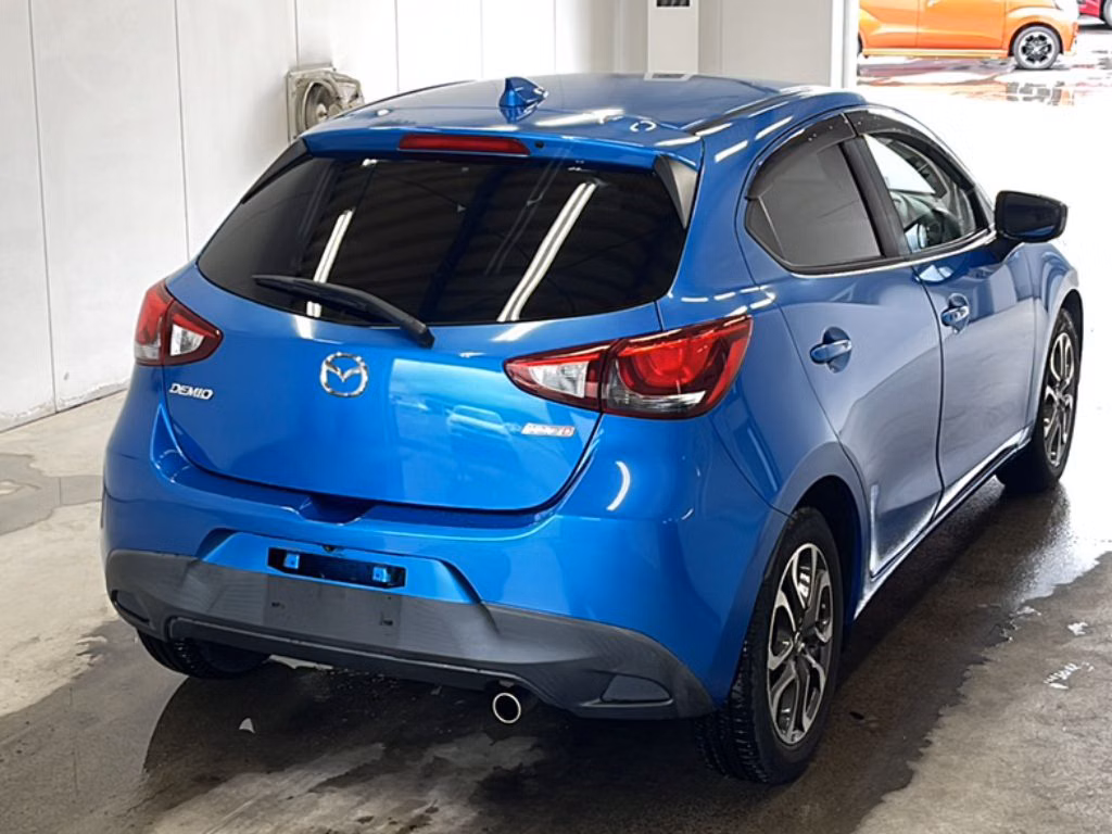 MAZDA DEMIO