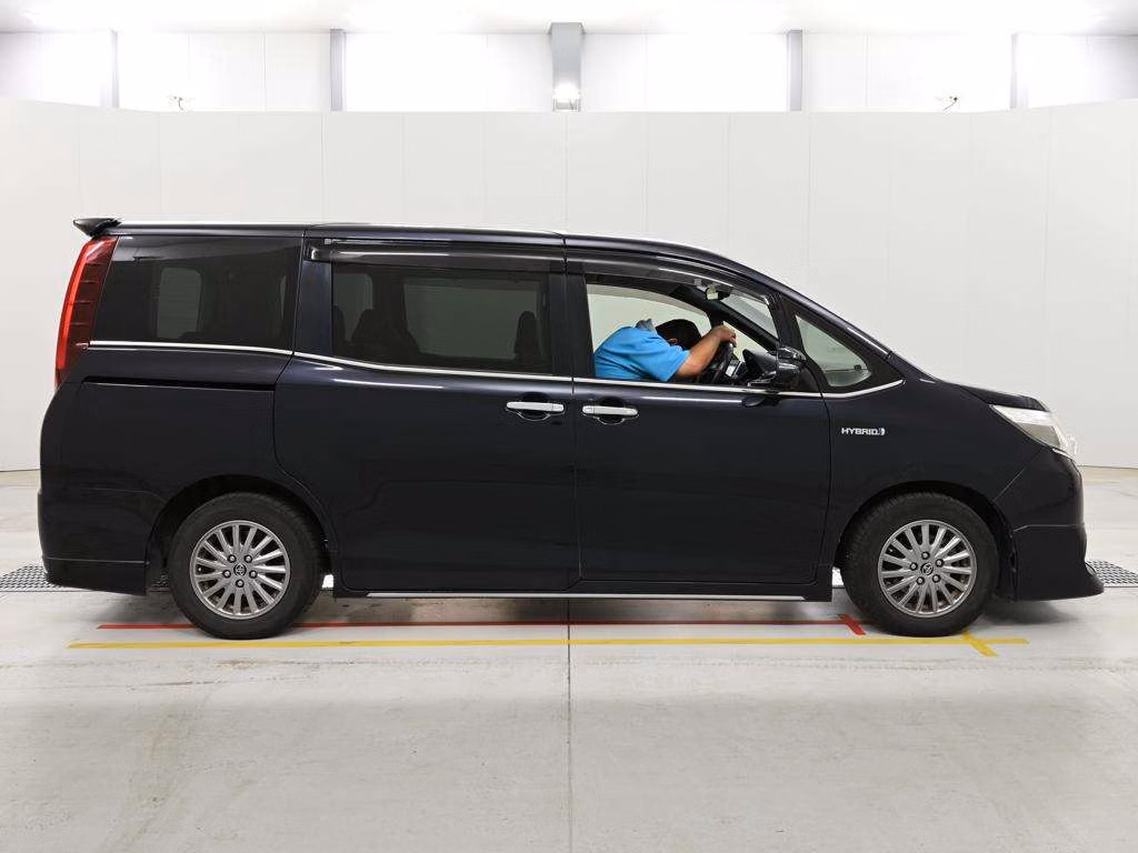 TOYOTA ESQUIRE