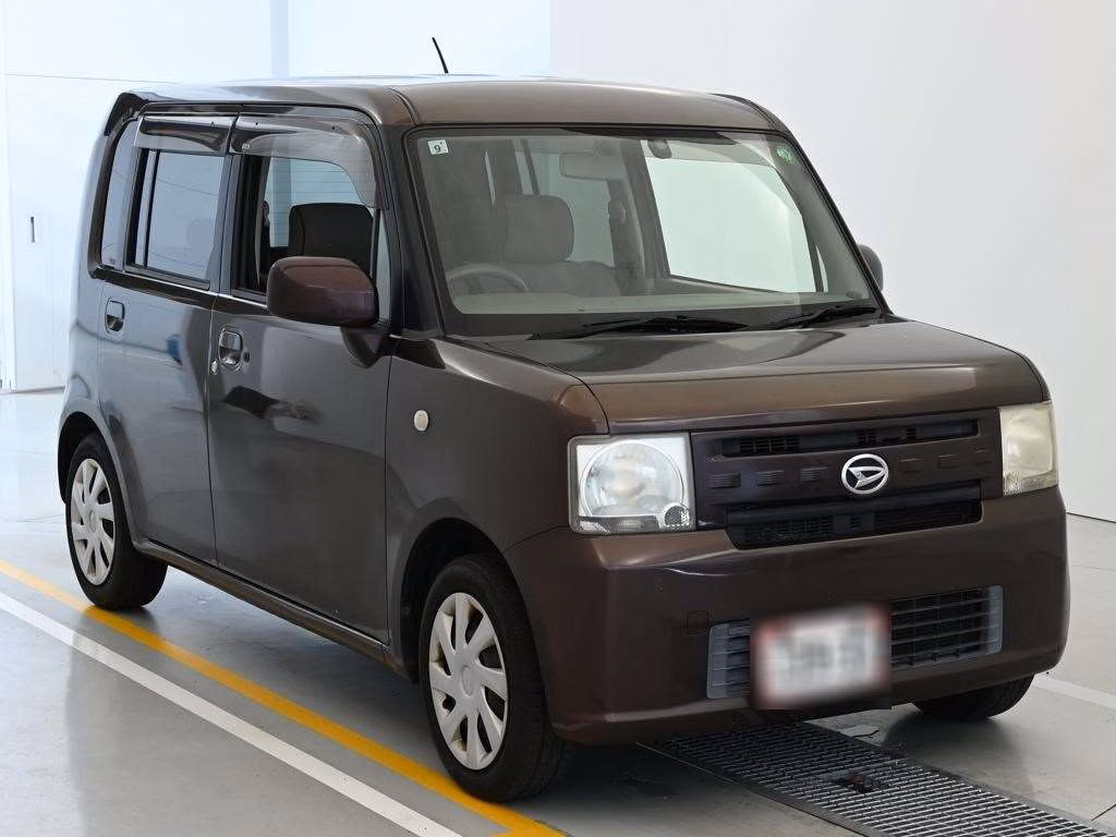 DAIHATSU MOVE CONTE