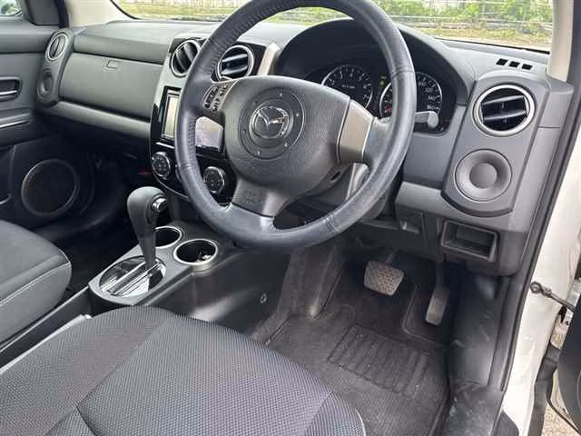 MAZDA VERISA