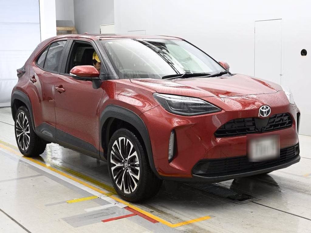 TOYOTA YARIS CROSS