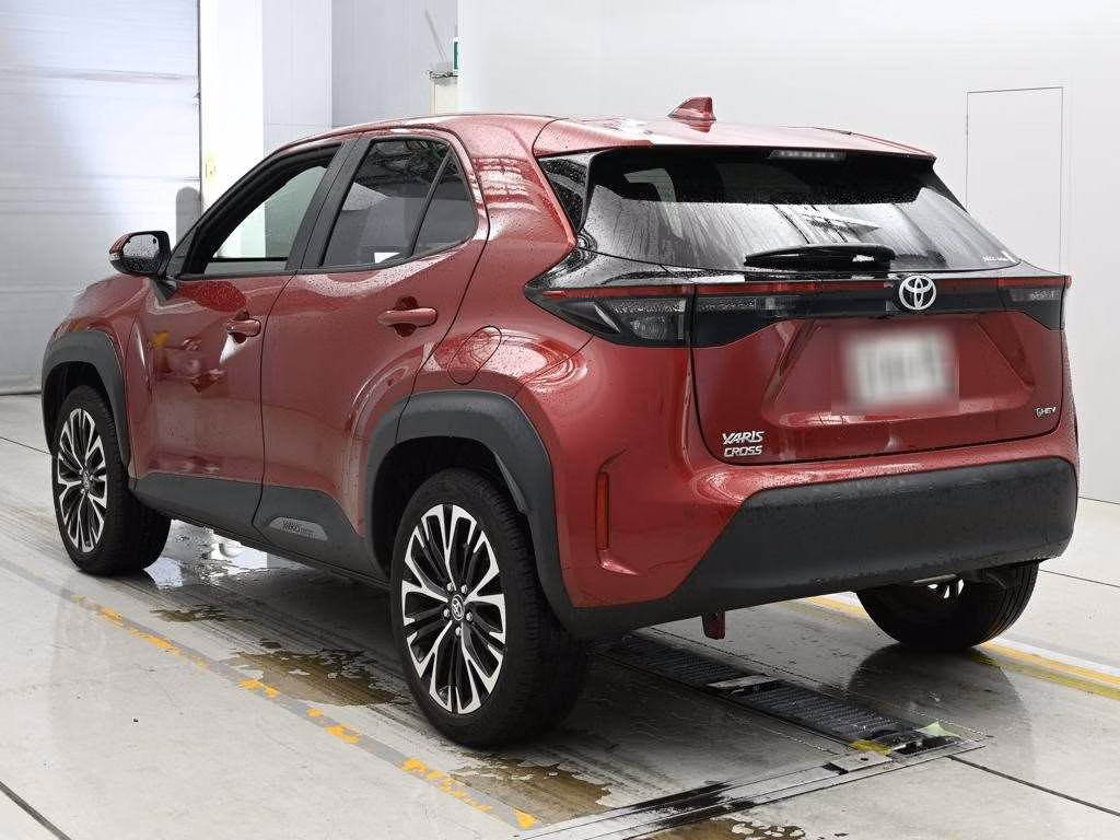 TOYOTA YARIS CROSS