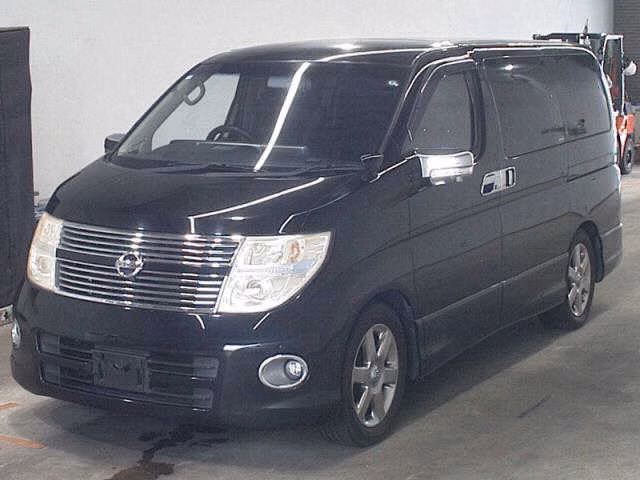 NISSAN ELGRAND