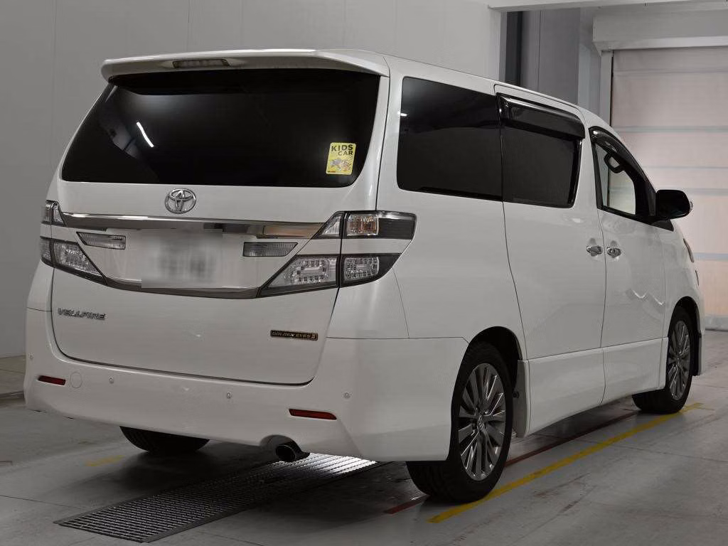 TOYOTA VELLFIRE