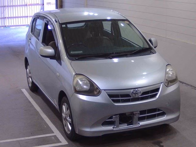 TOYOTA PIXIS EPOCH