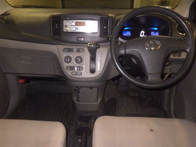 TOYOTA PIXIS EPOCH