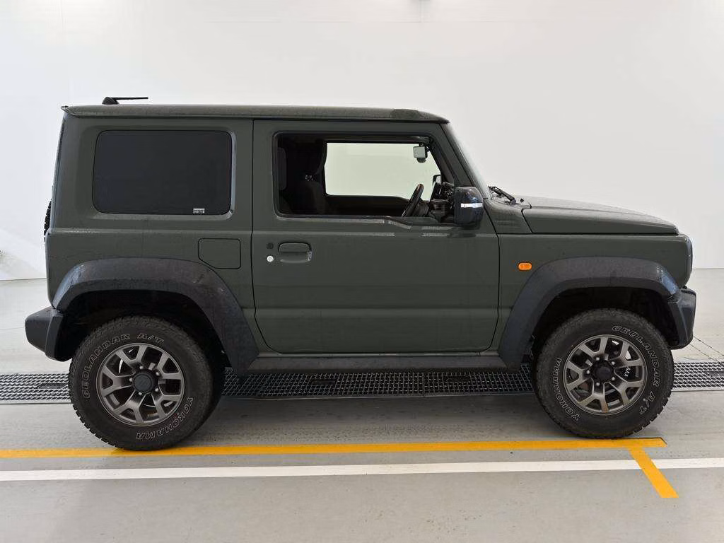 SUZUKI JIMNY SIERRA