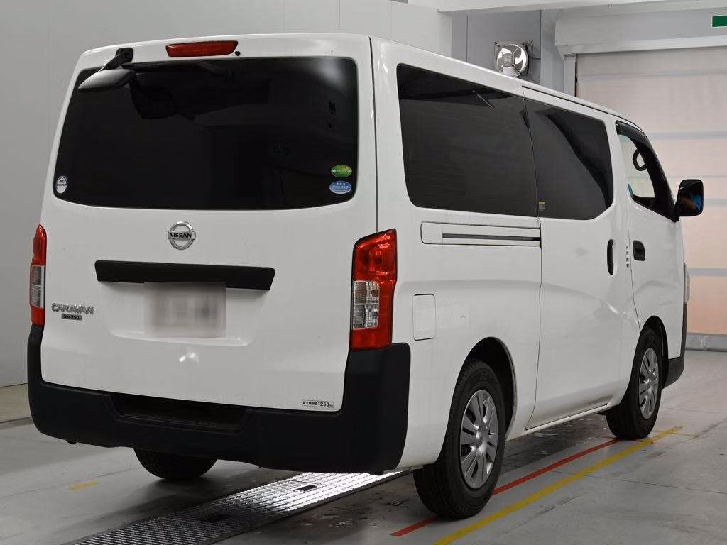 NISSAN NV350 CARAVAN