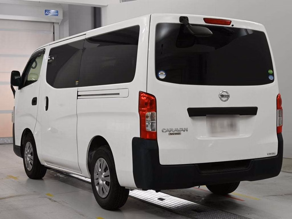 NISSAN NV350 CARAVAN