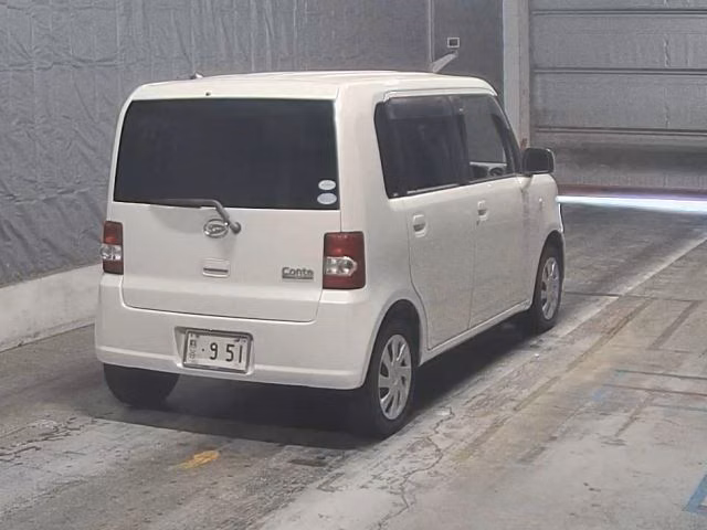 DAIHATSU MOVE CONTE
