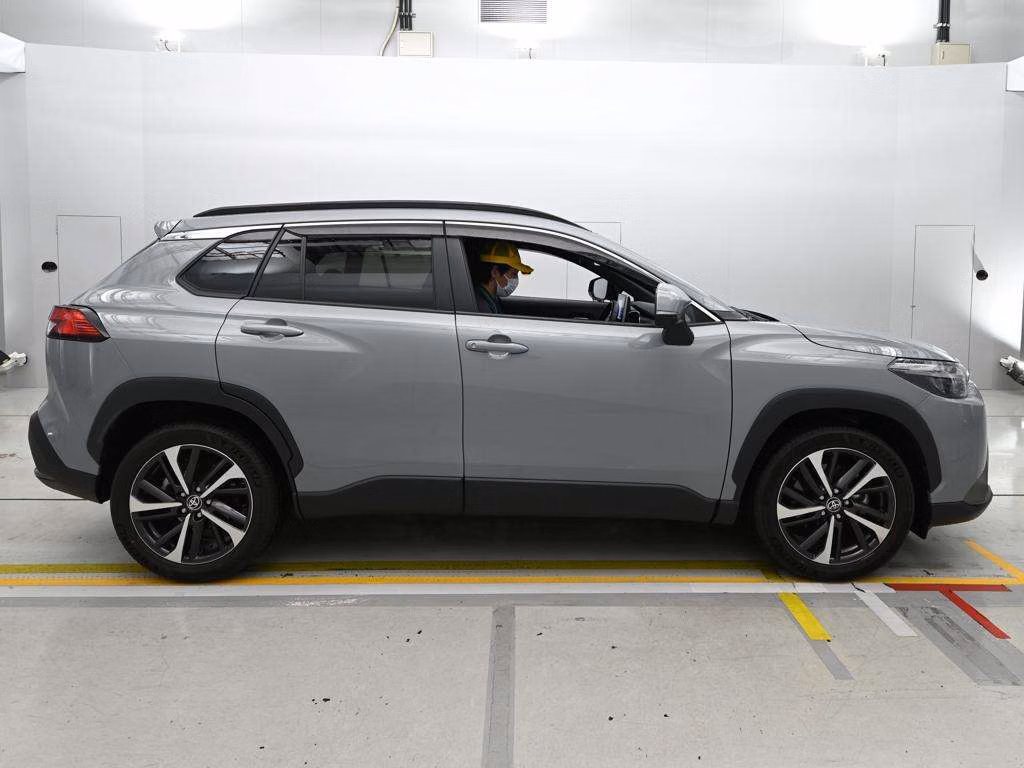 TOYOTA COROLLA CROSS