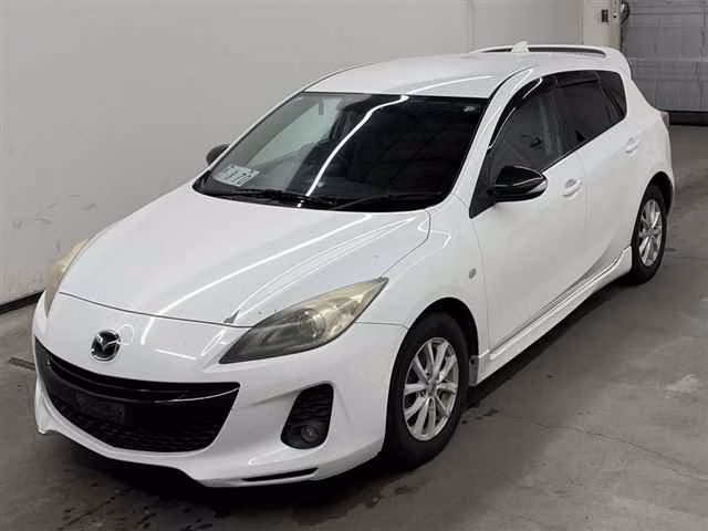 MAZDA AXELA
