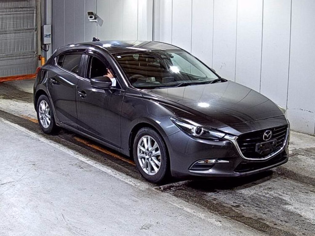 MAZDA AXELA