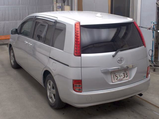 TOYOTA ISIS