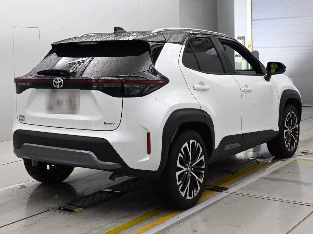 TOYOTA YARIS CROSS