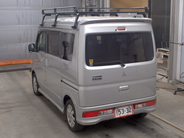 MITSUBISHI TOWN BOX