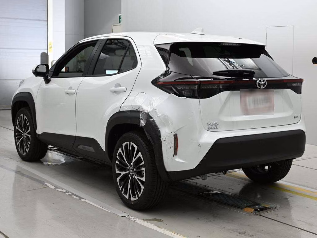 TOYOTA YARIS CROSS