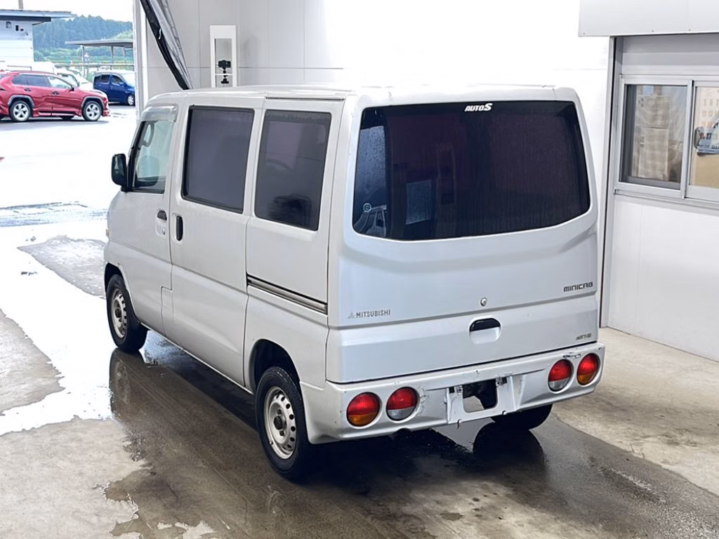MITSUBISHI MINICAB