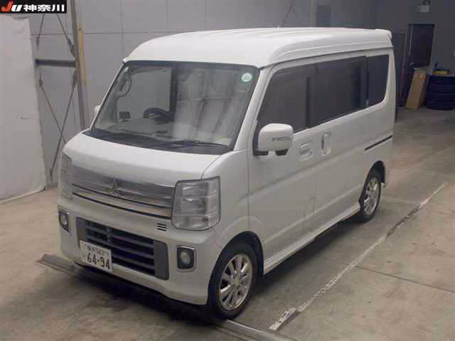 MITSUBISHI TOWN BOX