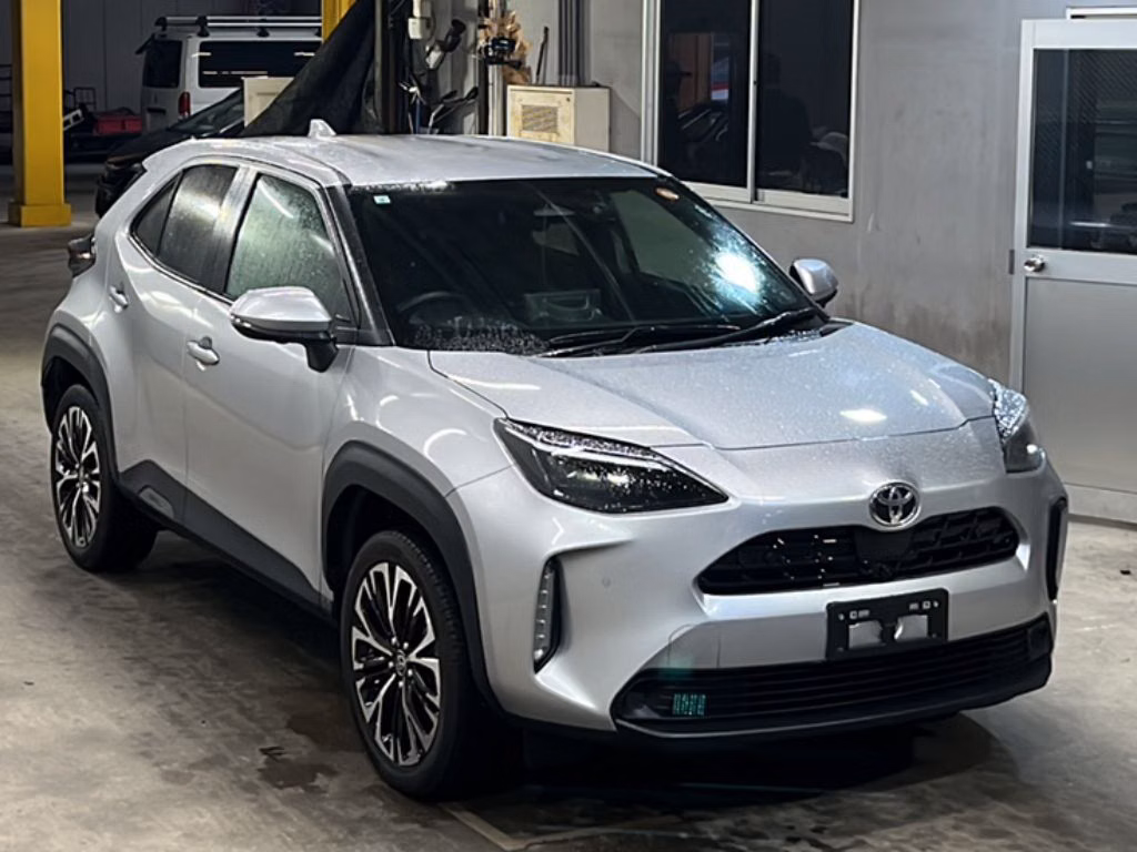 TOYOTA YARIS CROSS