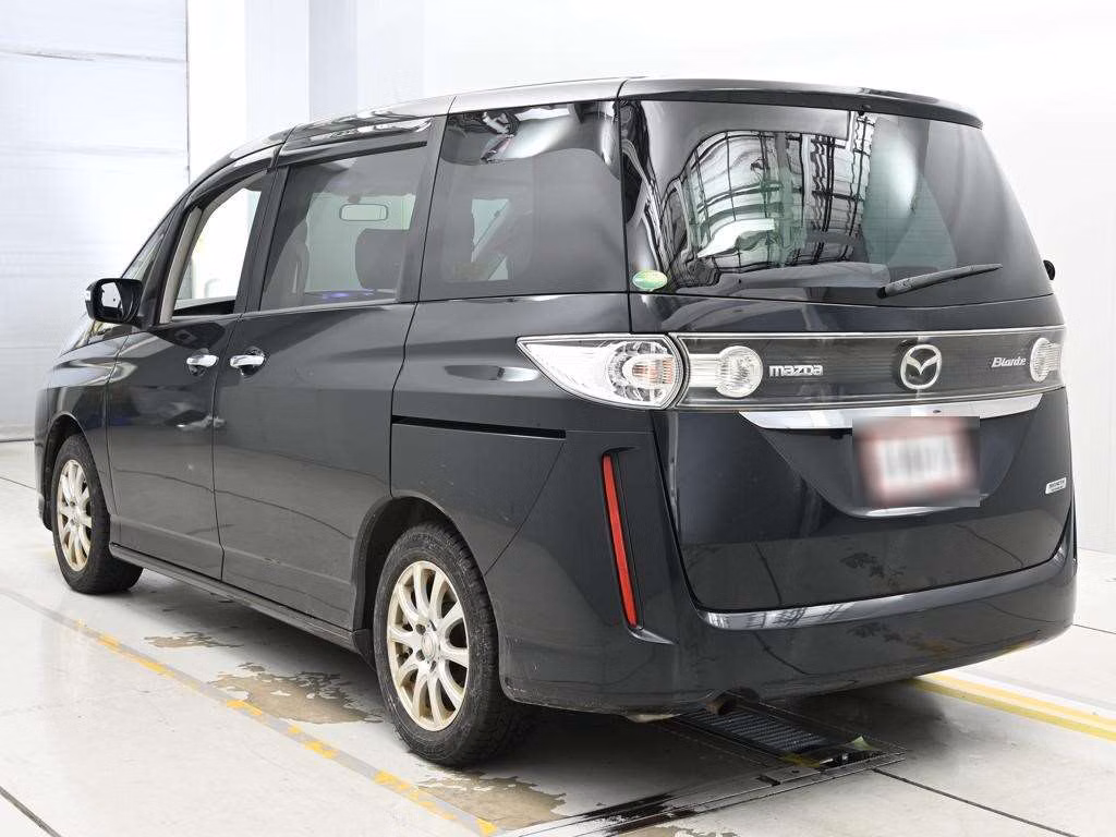 MAZDA BIANTE