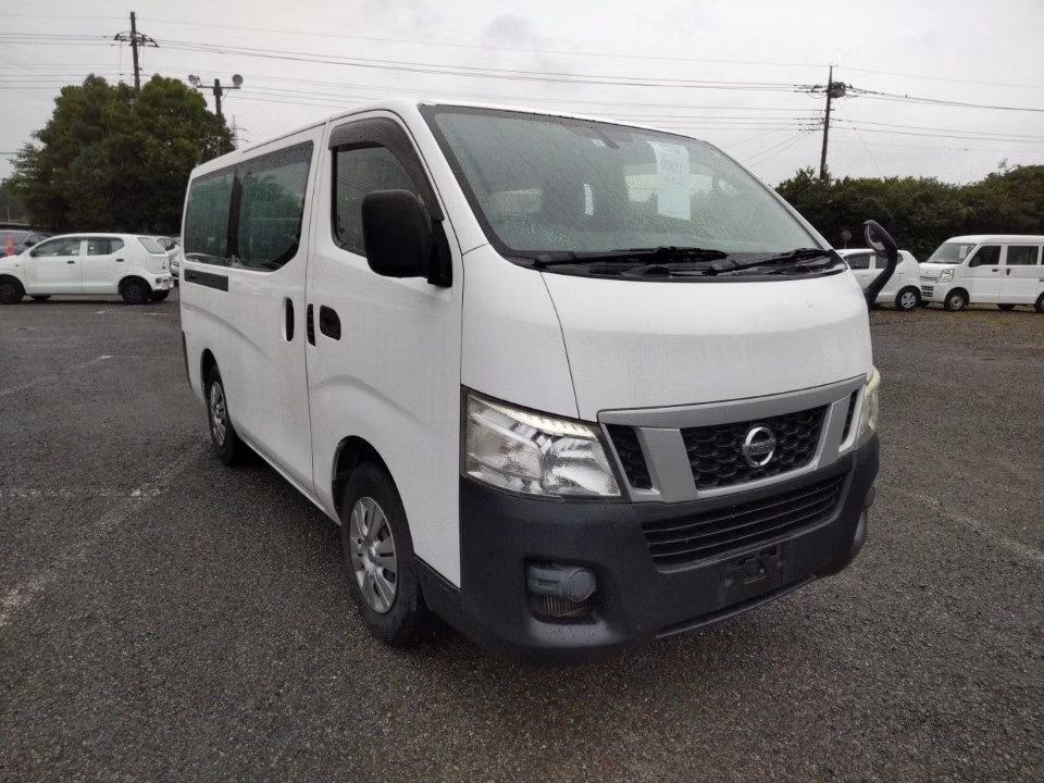NISSAN NV350 CARAVAN