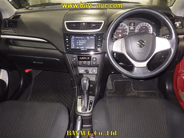 SUZUKI SWIFT