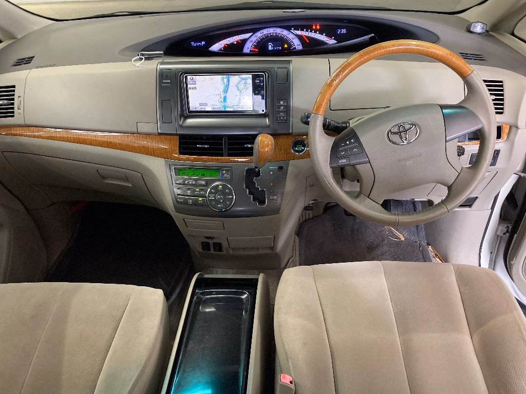 TOYOTA ESTIMA