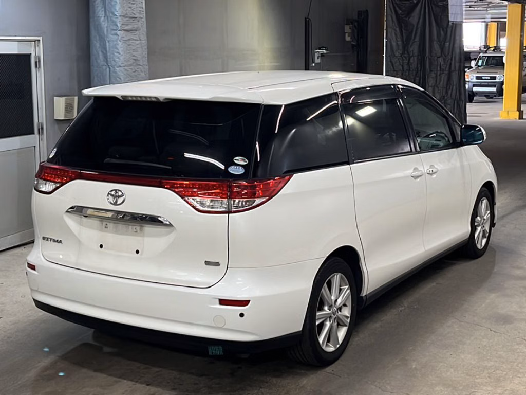 TOYOTA ESTIMA