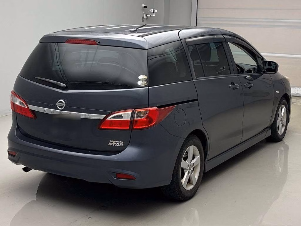 NISSAN LAFESTA