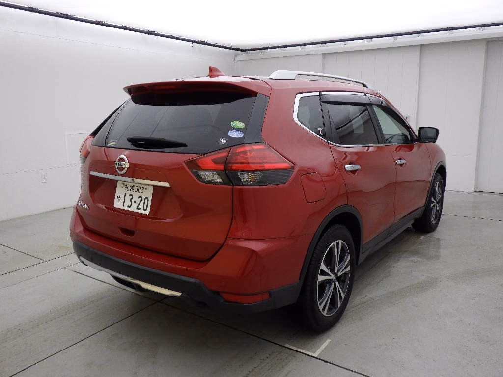 NISSAN X-TRAIL