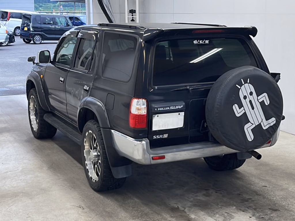 TOYOTA HILUX SURF