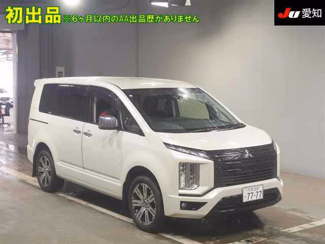 MITSUBISHI DELICA D:5