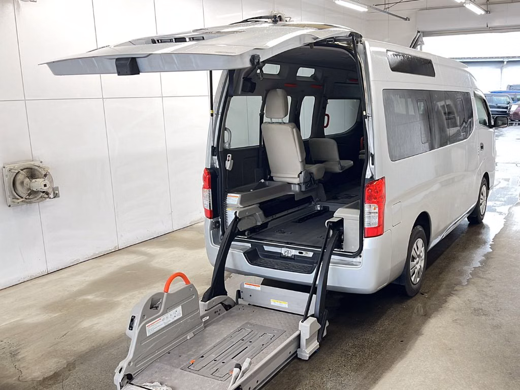 NISSAN NV350 CARAVAN