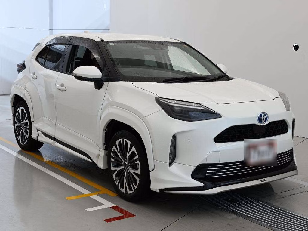 TOYOTA YARIS CROSS