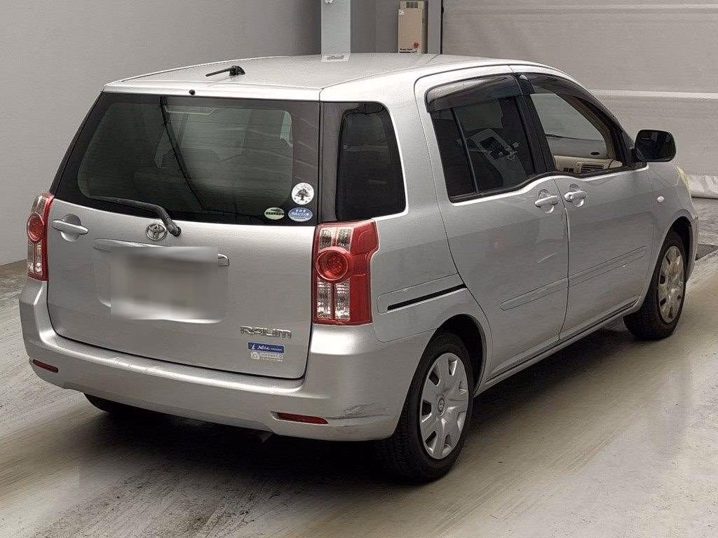 TOYOTA RAUM