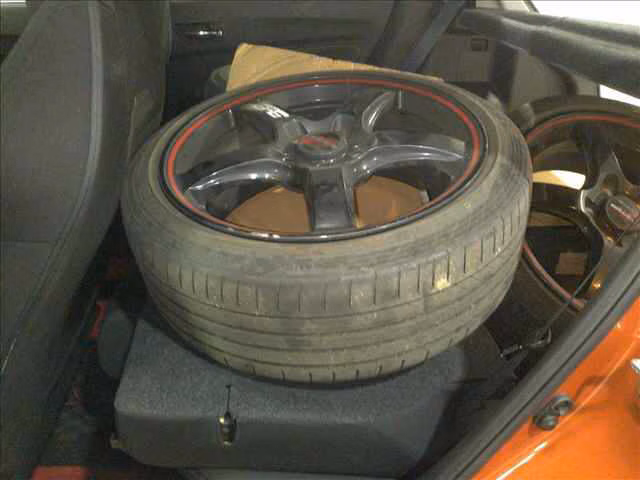 SUZUKI SWIFT