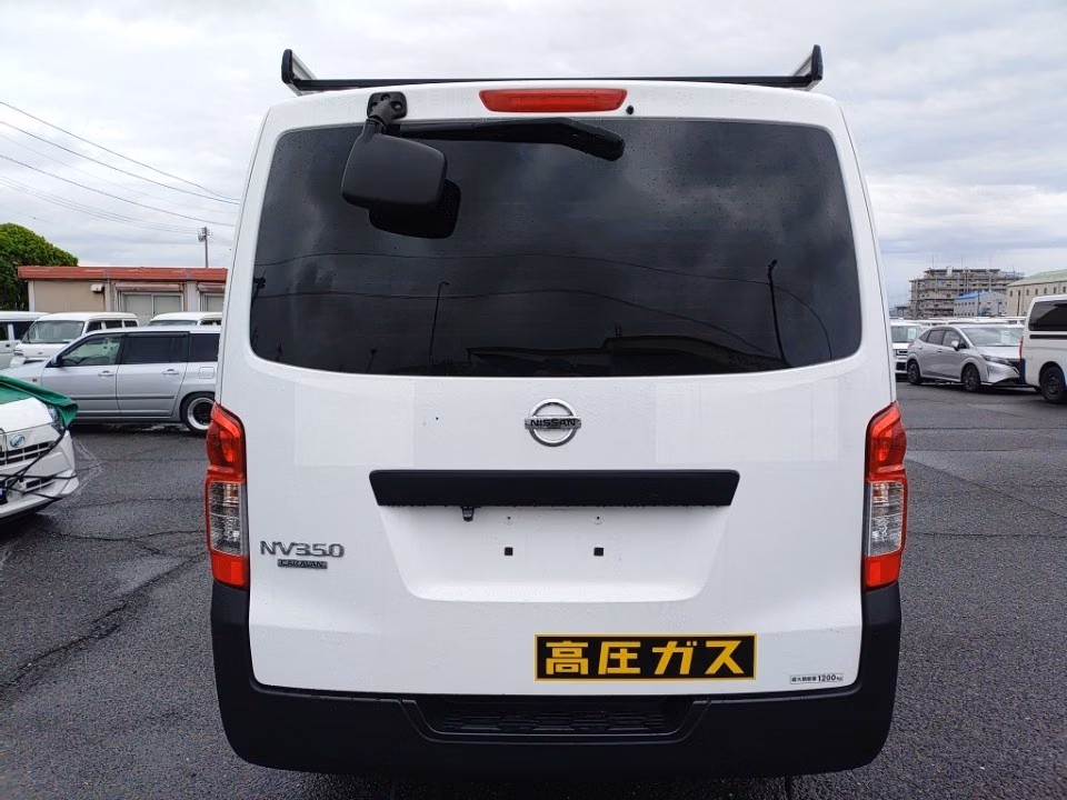 NISSAN NV350 CARAVAN