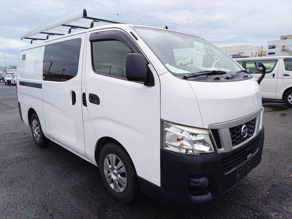 NISSAN NV350 CARAVAN